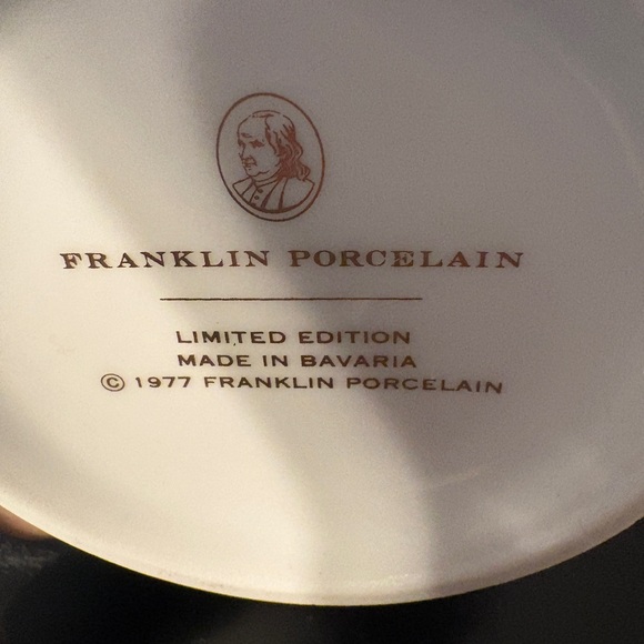 Floral Ceramic Vases - White and Orange - Picture 2 of 5